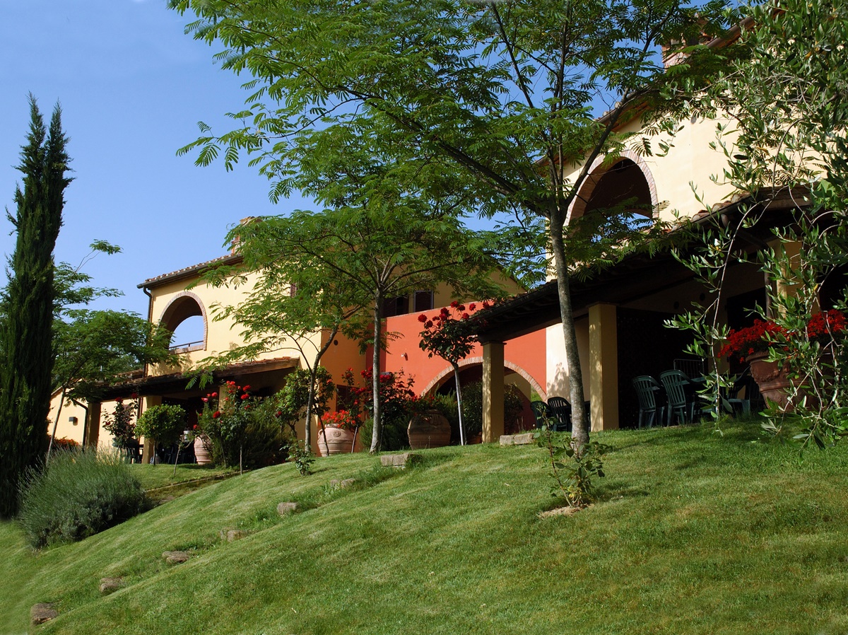 Tenuta Moriano in Toscana, agriturismo nel verde