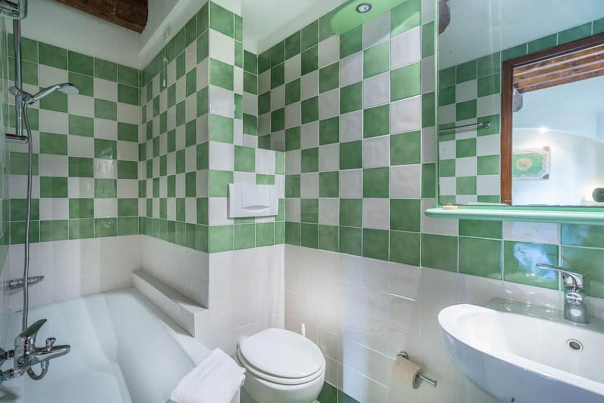 Tenuta Moriano in Toscana, agriturismo nel verde